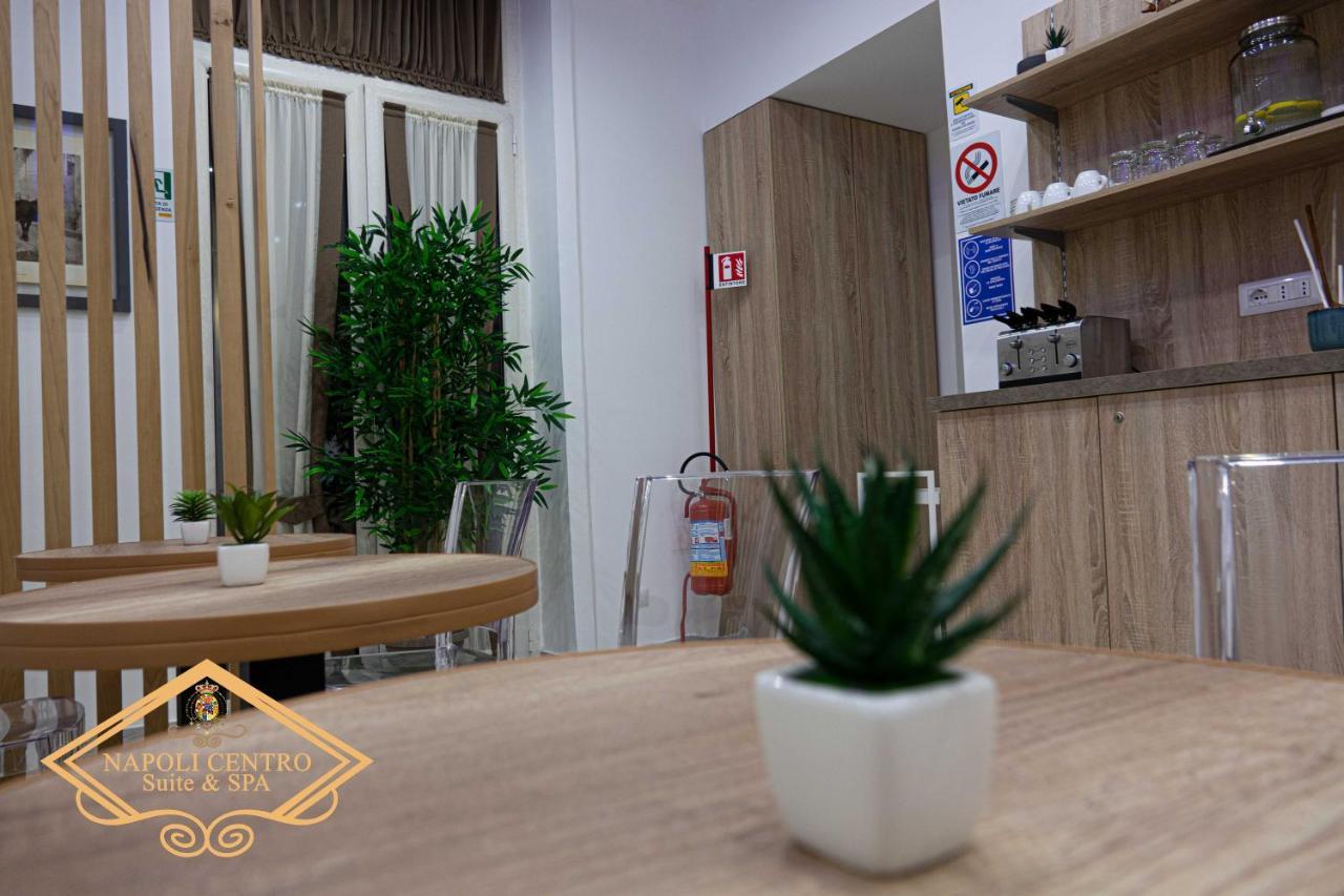 Napoli Centro Suite E Spa Exterior foto