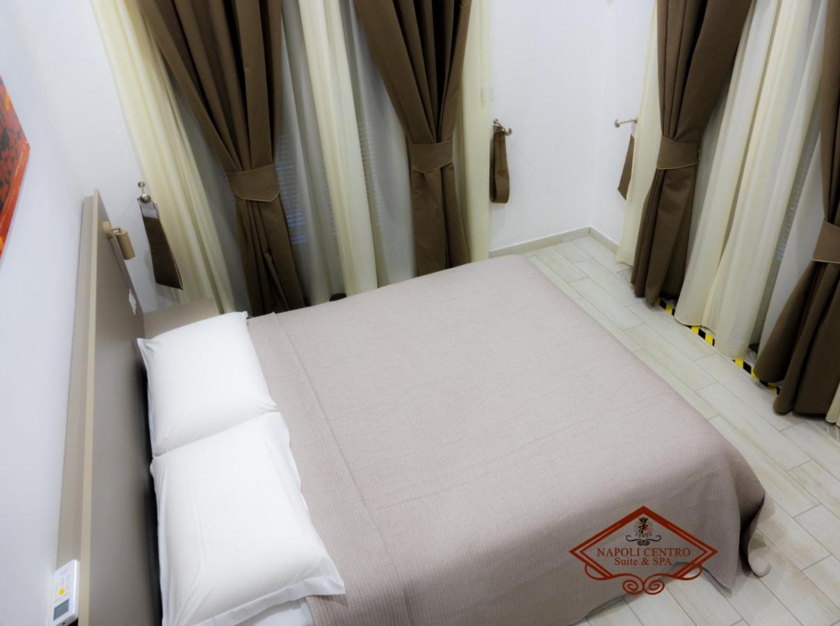 Napoli Centro Suite E Spa Exterior foto